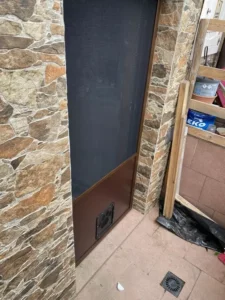 Moskitiera otwierana dodatkowo wyjście dla pieska.