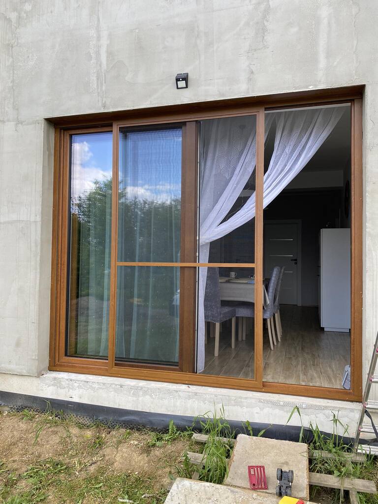 Moskitiera przesuwna Złoty Dąb.