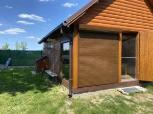 Roleta zewnętrzna system adaptacyjny kolor Orzech